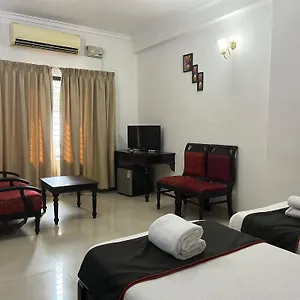 Gee Bee Palace Angamali