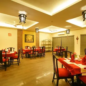 Super Townhouse Mookkannoor Tourist Angamali